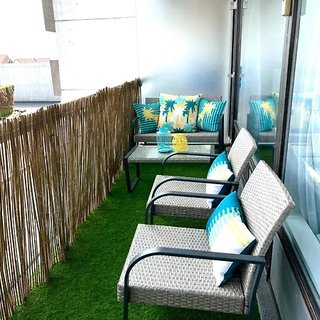 Laguna Dans Résidence Avec Piscine *