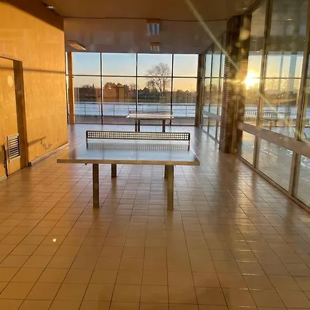 Laguna Dans Résidence Avec Piscine *